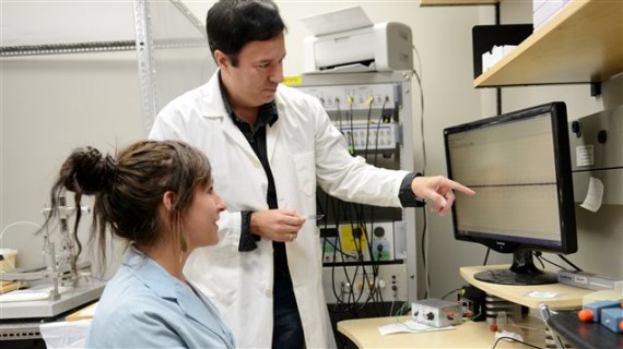 光纖激光器跟碟片激光器的區(qū)別在什么地方？